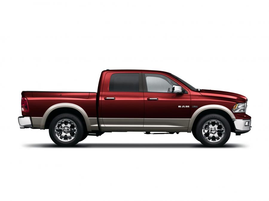  Dodge Ram 1500 Laramie Crew Cab 2008 года  (фото 14 из 30)